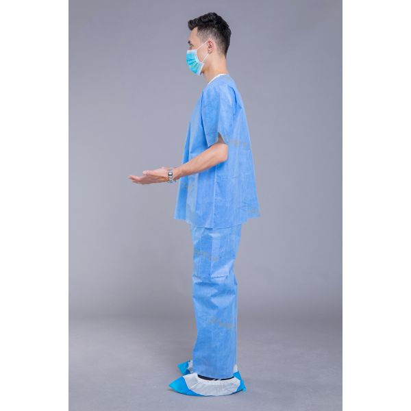 Round Neck Short Sleeve SMS Disposable Scrub Suits