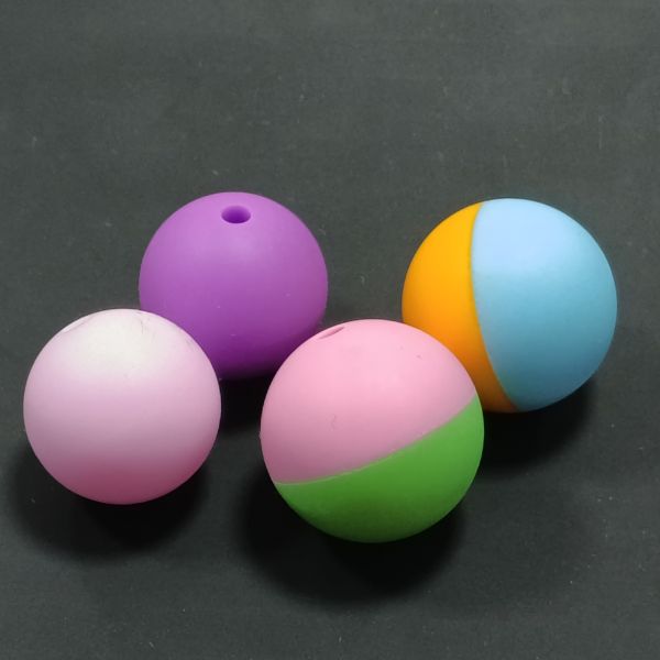 20mm Diameter White Silicone Ball Made from Medical and Food Grade Material for Moulding Requirements
