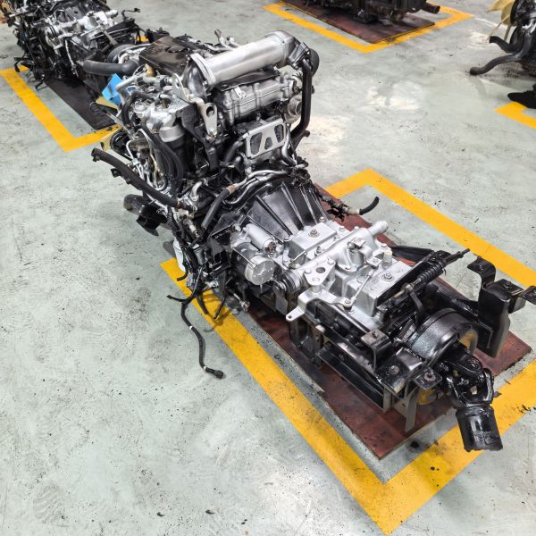 4HK1T 5.2L Turbocharged Diesel Engine Euro 3 Emission For Isuzu Truck 700P