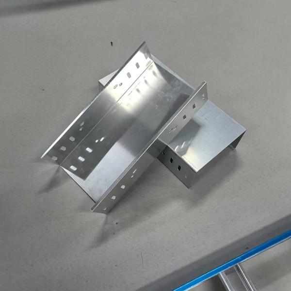 50mm-150mm Height Aluminum Cable Tray Safety Medium Duty For Wire Protection System