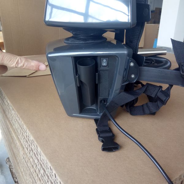 Красочный задний пылесос для уборщика аудитории и церков более небольшого