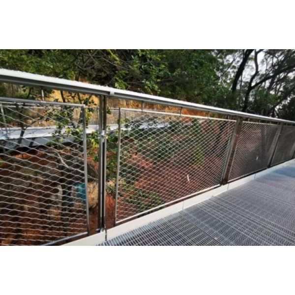 Ferruled Heavy Duty Stainless Steel rope mesh fence Anti Rust 1.5mm Wire