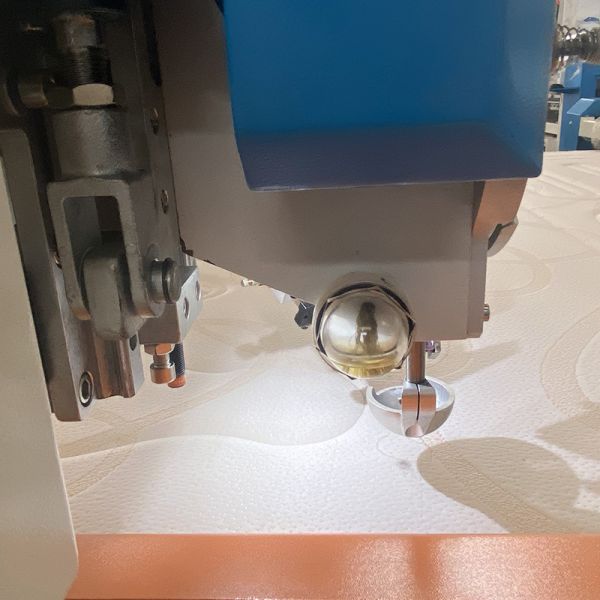 Hora de alta velocidad de la máquina 200m/de la puntada que acolcha de cadena programable