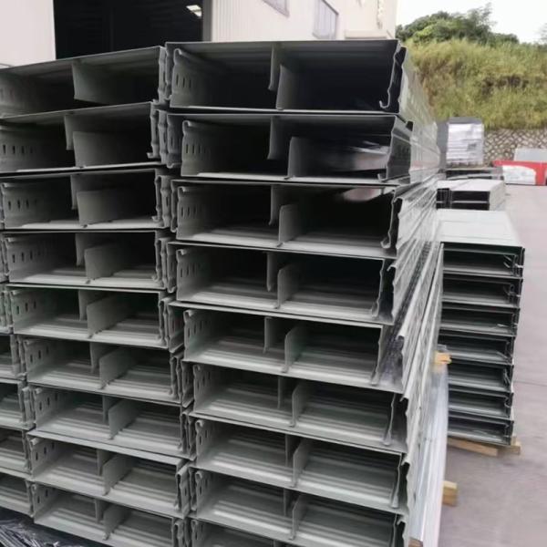 Corrosion Resistant Heavy Duty Molded Cable Tray Bridge Frame 25mm 150mm Height