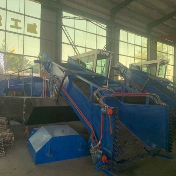 Automatic Harvester for Seaweed/Lake Garbage/Duckweed/Water Hyacinth/Aquatic Plants/River Garbage