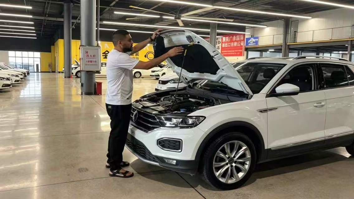Hubei Xinjunka Automobile Service Co., Ltd