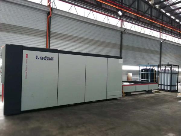 Auto Focus Cutting Head Metal Laser Cutter , Laser Cutting Equipment High Accuracy