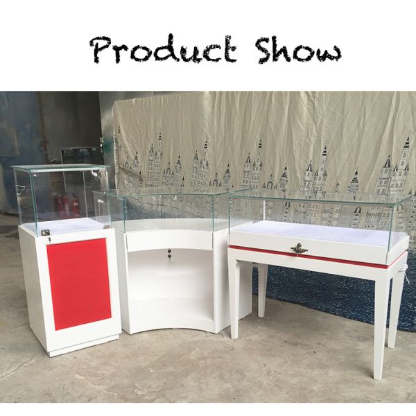 Витрины ювелирного магазина дизайна моды с замком/фарой/оборудованием