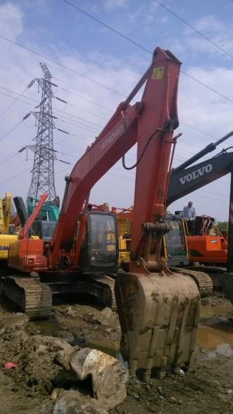 HITACHI EX200-5 USED EXCAVATOR FOR SALE ORIGINAL JAPAN AT BEST PRICE
