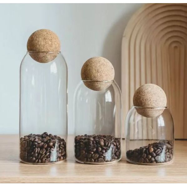 High Borosilicate Glass Storage Jar with Cork Lid in 550ml 750ml 1200ml Sizes for Eco-Friendly Food Storage