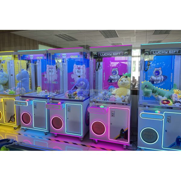 PlayFun New Toy Customized Arcade Claw Doll Game Machine Plush Toy Gift Claw Crane Machine