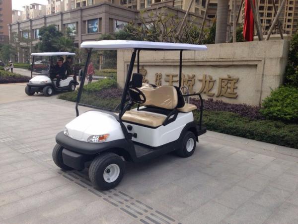 O carrinho de golfe de quatro passageiros elétrico pequeno com o UL do motor da C.C. 48V aprovou a cor branca