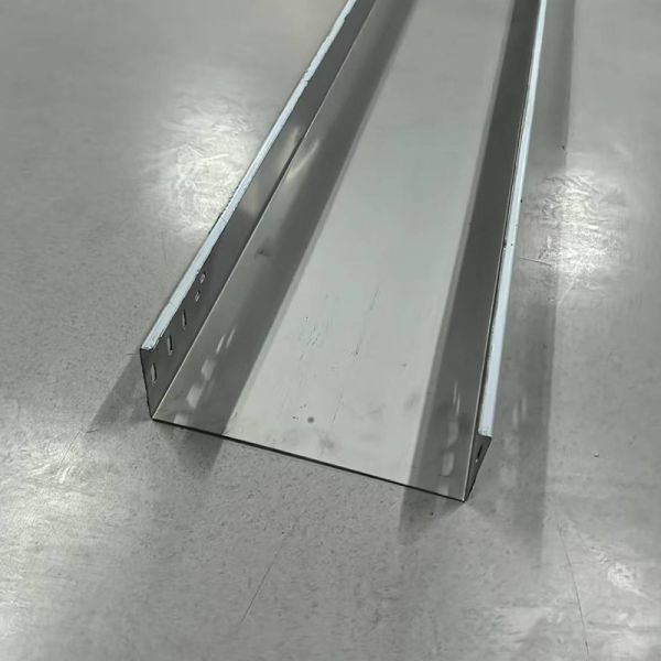 Bulk Chromium SS Cable Manager Tray 50mm For Public Facilities