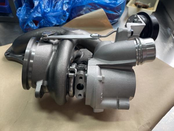 High Precision Durable Turbocharger TD04LR for BMW 328xi 328i 320i F30 F31 F34 2.0L N20 2012-2015 49477-02003 11657635803