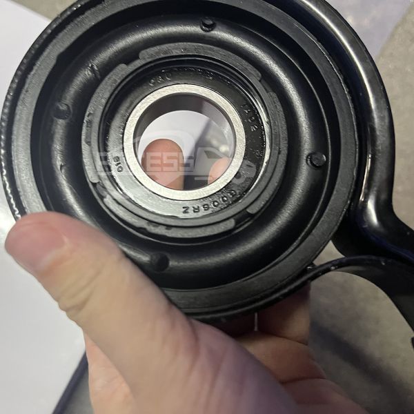 Auto Part Propeller Shaft Center Bearing 7T4Z4R602H 7T4Z4R602Q Driveshaft Suspension Scap Rubber Engine Mountings for Ford Edge