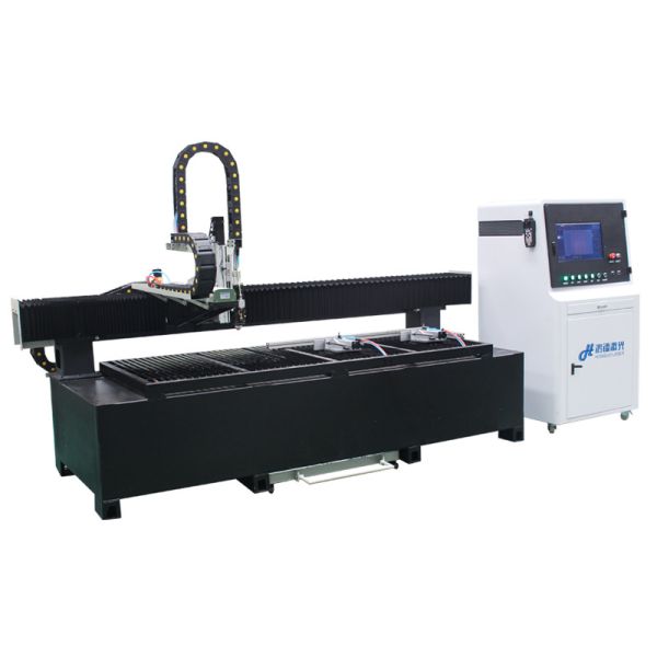 Máquina de corte a laser de fibras planas pequenas para materiais metálicos