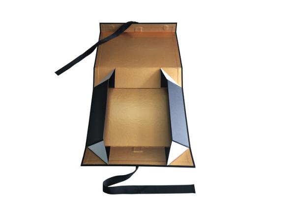 Hot Foil Gold Logo Folding Box Packaging Matte Black For Lingerie