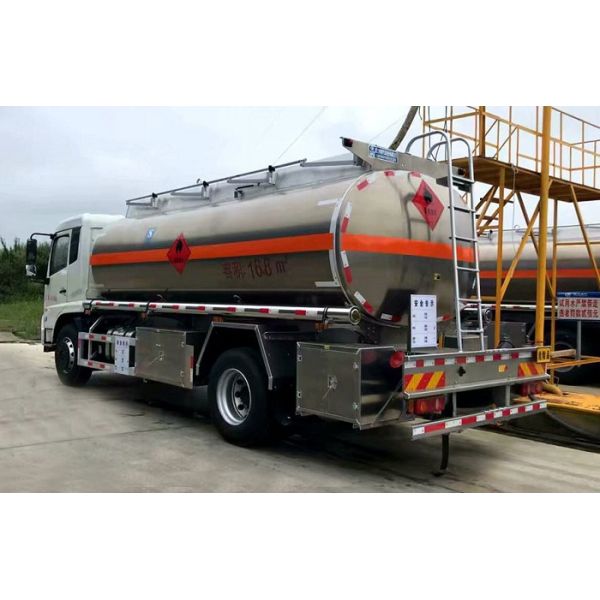 ISUZU 5cbm 4*2 Fuel Delivery Tanker Oil Petrol Diesel Transport And Refueling Truck 5000L