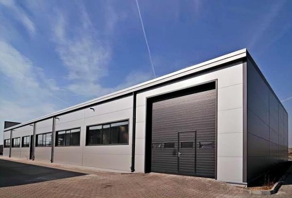 Edificio modular con estructura de acero industrial comercial con componentes estandarizados