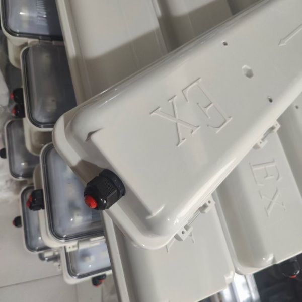 BYS Series Waterproof and Explosion Proof Anti-Corrosion Fluorescent / LED Lamp