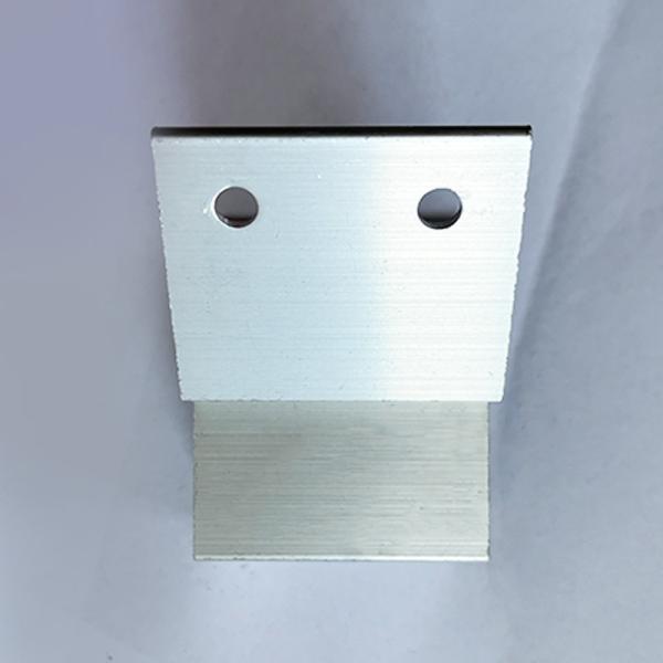 2.6mm-5mm Thickness Industrial Solar Roof Clamps Anti Corrosion