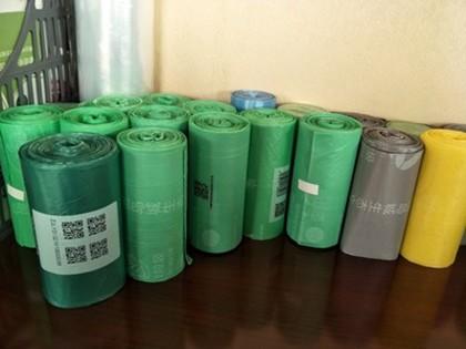 100 % Biodegradable Pet Waste Bags Any Color With 40 % Bio Based Material