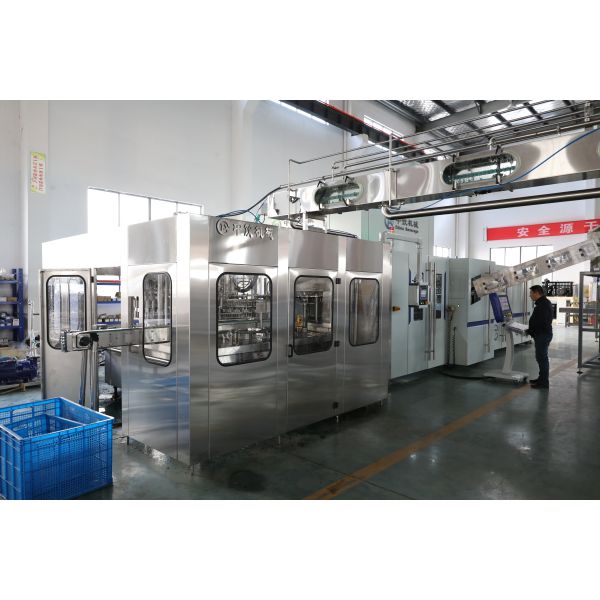 Combiblock Pet Bottle 5000bph Water Filling Line