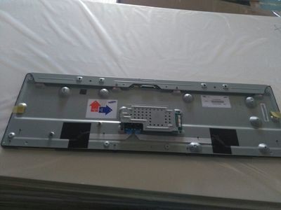 Samsung 29 Inch Stretched LCD Monitor with 1920*540 Pixels 500cd/m2 Brightness and 51 Pin Connector