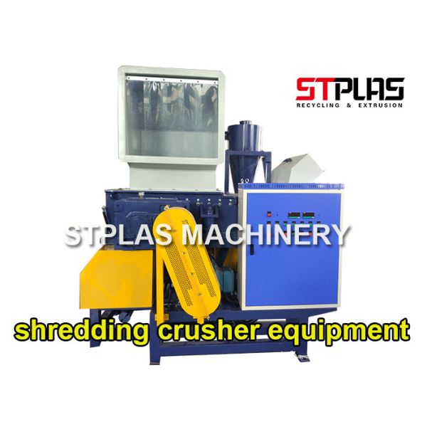 Dois em uma máquina plástica industrial do triturador da retalhadora para a tubulação do HDPE/PP rufam