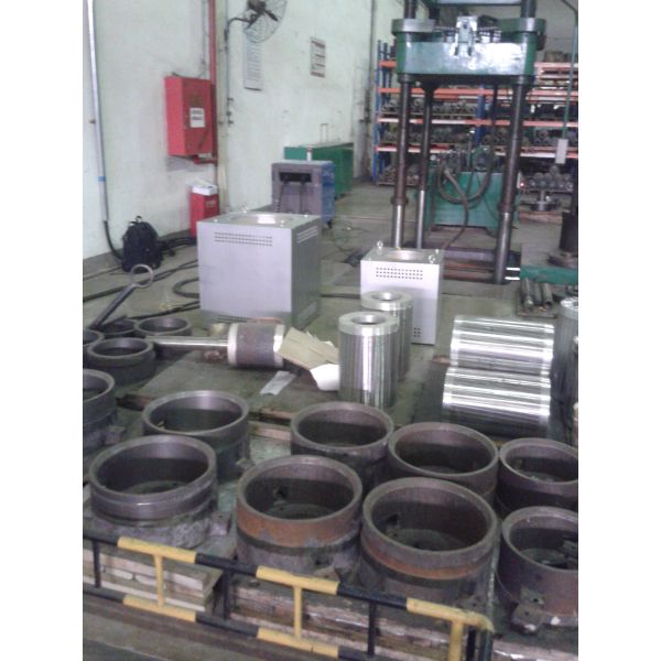 セリウムは高周波熱処理機械、80Kw PWHT 機械を承認します