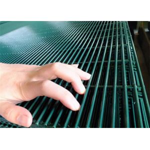 Panneau de clôture de sécurité 358 en acier galvanisé à mailles de 76,2 mm x 12,7 mm, 2,4 m x 2,1 m