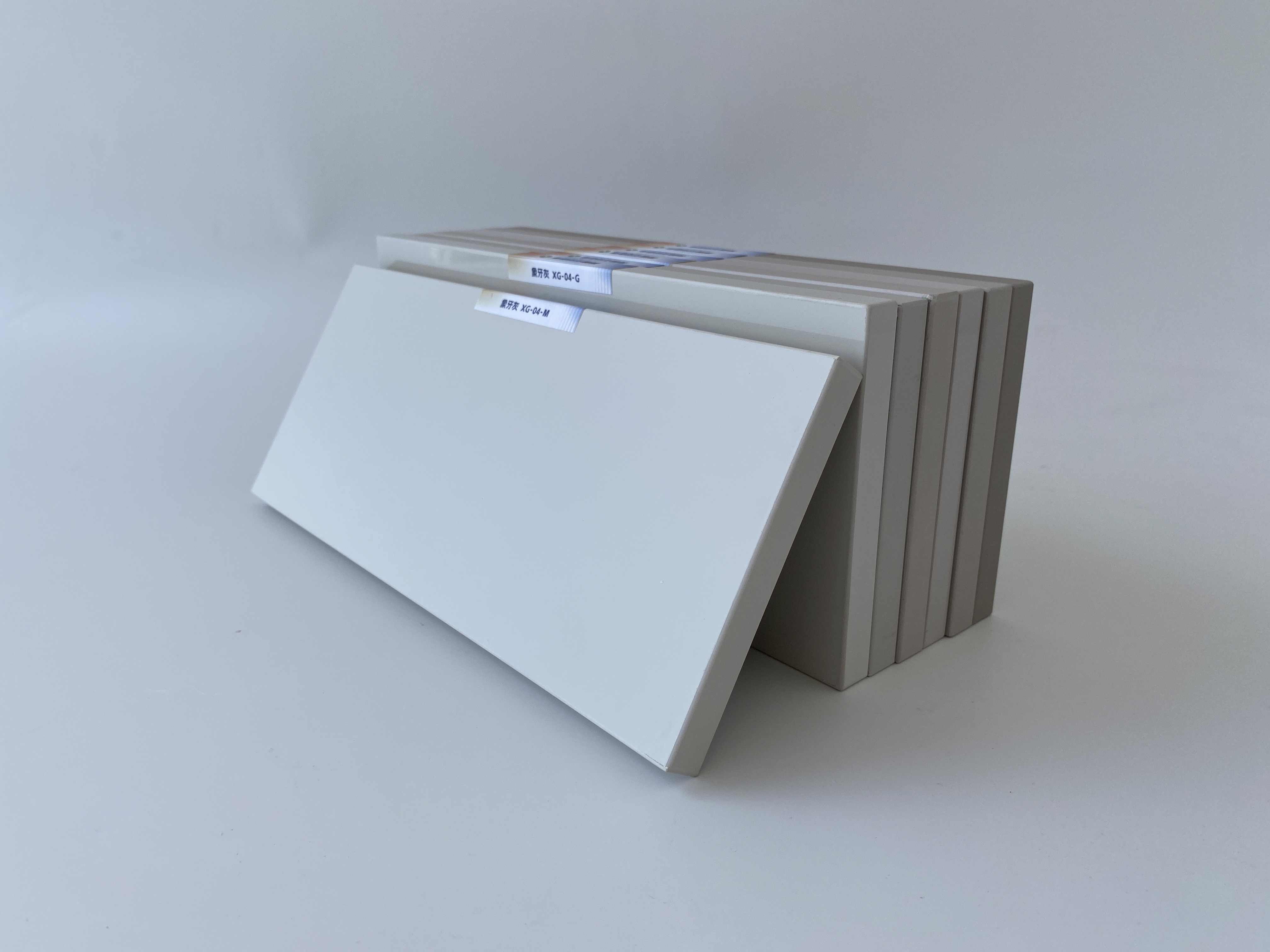 1220*2440mm FLSB Strong Water Resistance Melamine Particle Board Eco Friendly