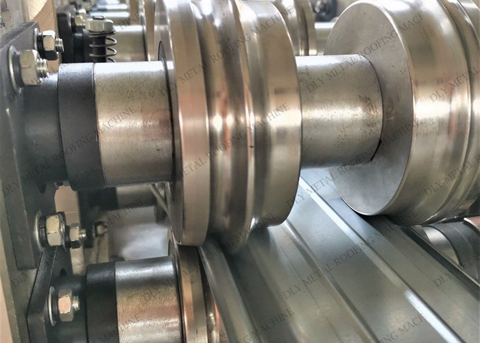 лист профиля 4000kg делая дверь шторки PLC машины 3P настилая крышу оборудование листа