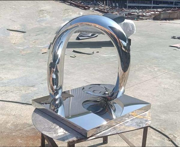 Esculturas abstratas famosas do estilo moderno do metal para a decoração interna