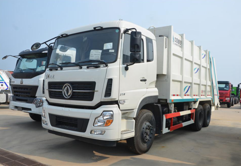 Tipo 4 água do motor do caminhão do compressor do lixo de Dongfeng do curso - de refrigeração