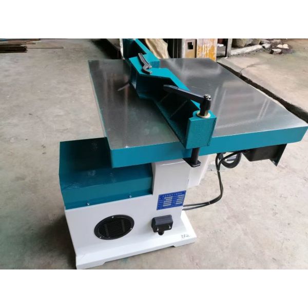 Automatic Vertical CNC Woodworking Milling Machine Single Axis 500KN