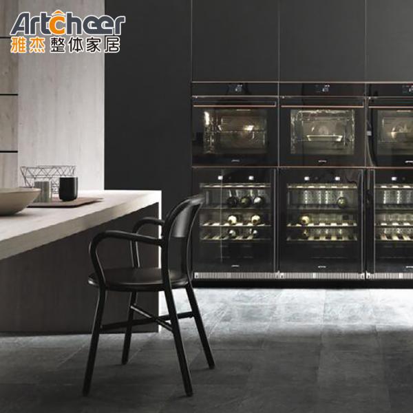 Customized Color Aluminium Kitchen Cabinets with Flat Edge Countertop and Dining Table