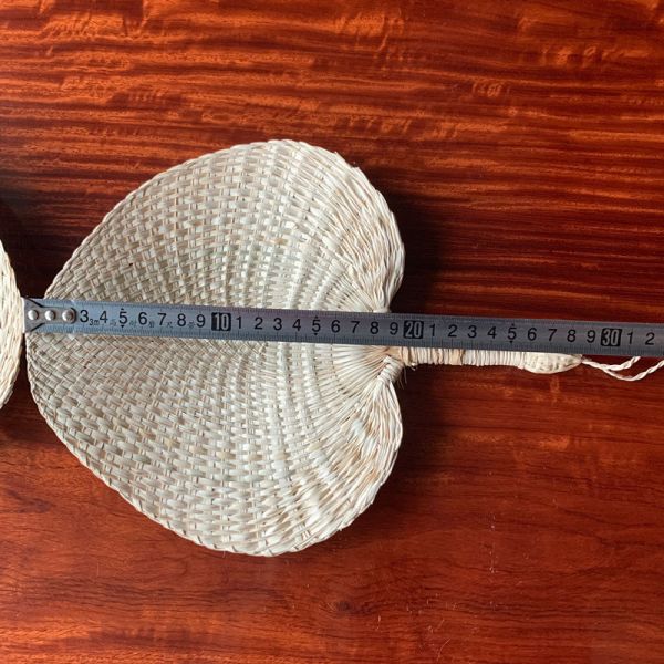 Y-Z Small cattail leaf fan woven vintage summer paddle wood hand held fans supplies home decor