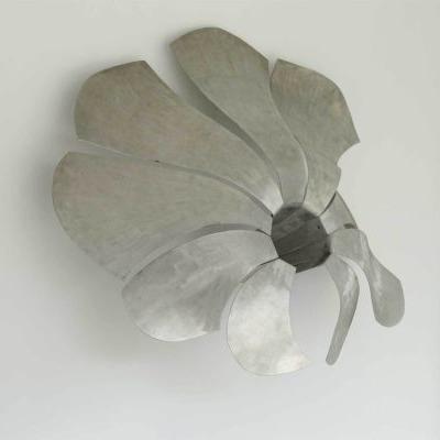 Escultura de acero inoxidable decorativa para jardín con forma de flor de arte moderno