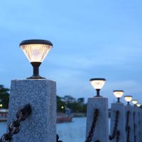Lumière solaire de pilier de C.C 3.2V, lampes solaires de borne pour des villas de cours