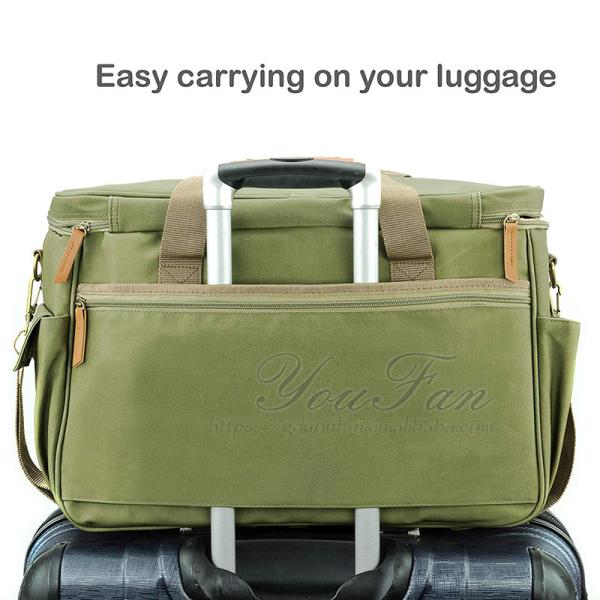 Large Size Pet Carrier Bag With Collapsible Food Grade Silicone Bowls
