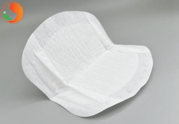 0.7mm Thickness Disposable Nursing Pads Anti Leakage For Maternity Breast Feeding