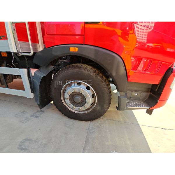 HOWO TX 7,8m 20 tonnes camion réfrigéré camion glace/nourriture de mer congélateur véhicule réfrigérateur lourd voiture à vendre