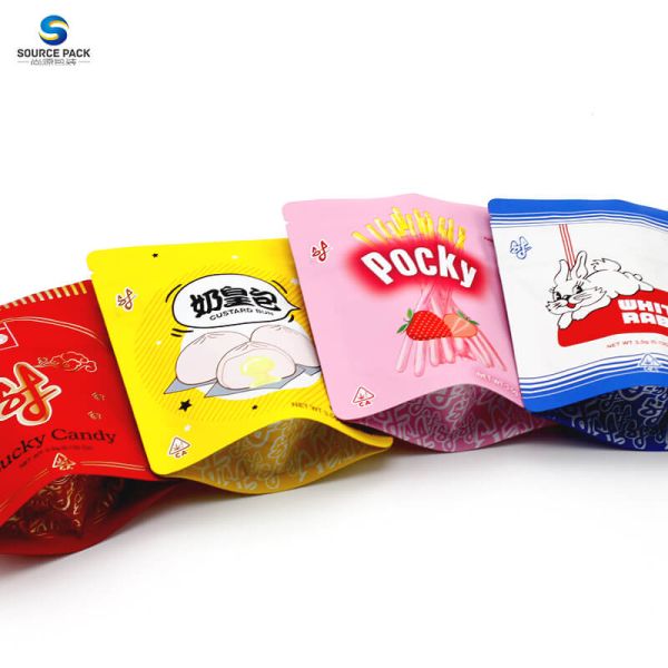 Plastic Mylar Bag Weed Packaging Bag Smell Proof Zipper Stand Up Pouch For CBD