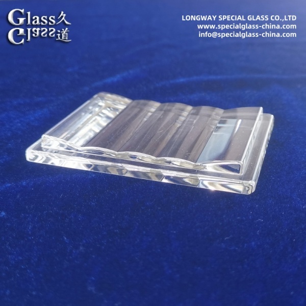 Optical Grade Borosilicate Glass Prismatic Lens for Specialty Lighting