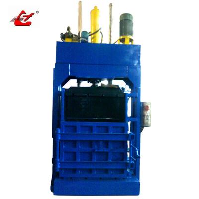 Une balise hydraulique verticale pour le papier, le carton et le plastique