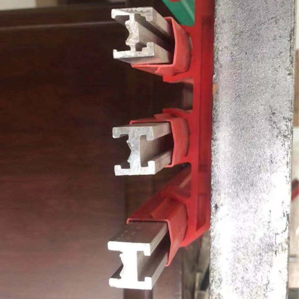 Enclosed Conductor Crane Busbar System , 3 4 6 P PVC Housing Copper Buss Bars