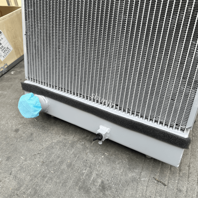 SH210-6 Radiador de excavadora para el radiador de enfriamiento por agua de Sumitomo