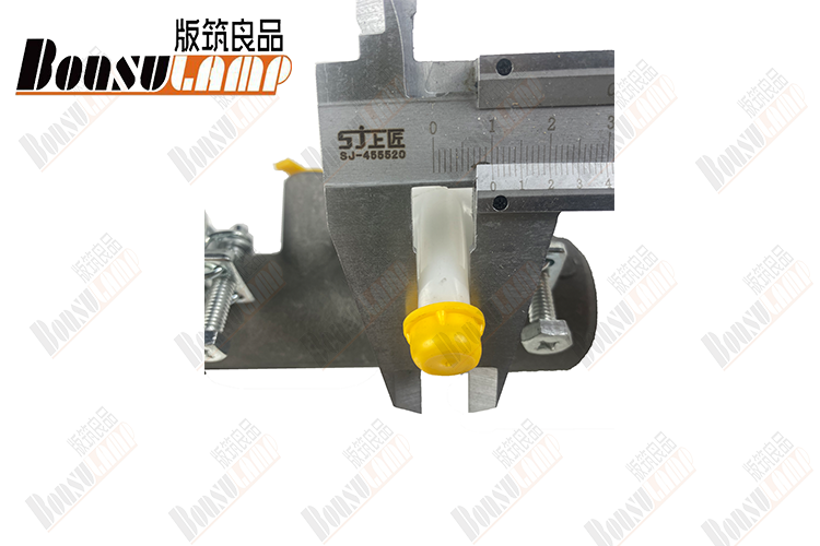 Conjunto de cilindro maestro de freno de autopartes NKR 4JB1 OEM 8-94249365-0 8942493650