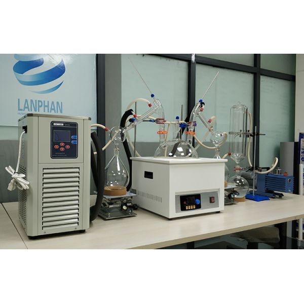 Лаборатория дистиллятора 20L извлечения эфирного масла оборудования выгонки короткого пути молекулярная